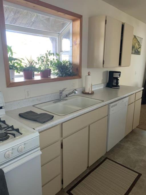 אינקליין וילג' Tahoe Lake View Hill Top Retreat מראה חיצוני תמונה